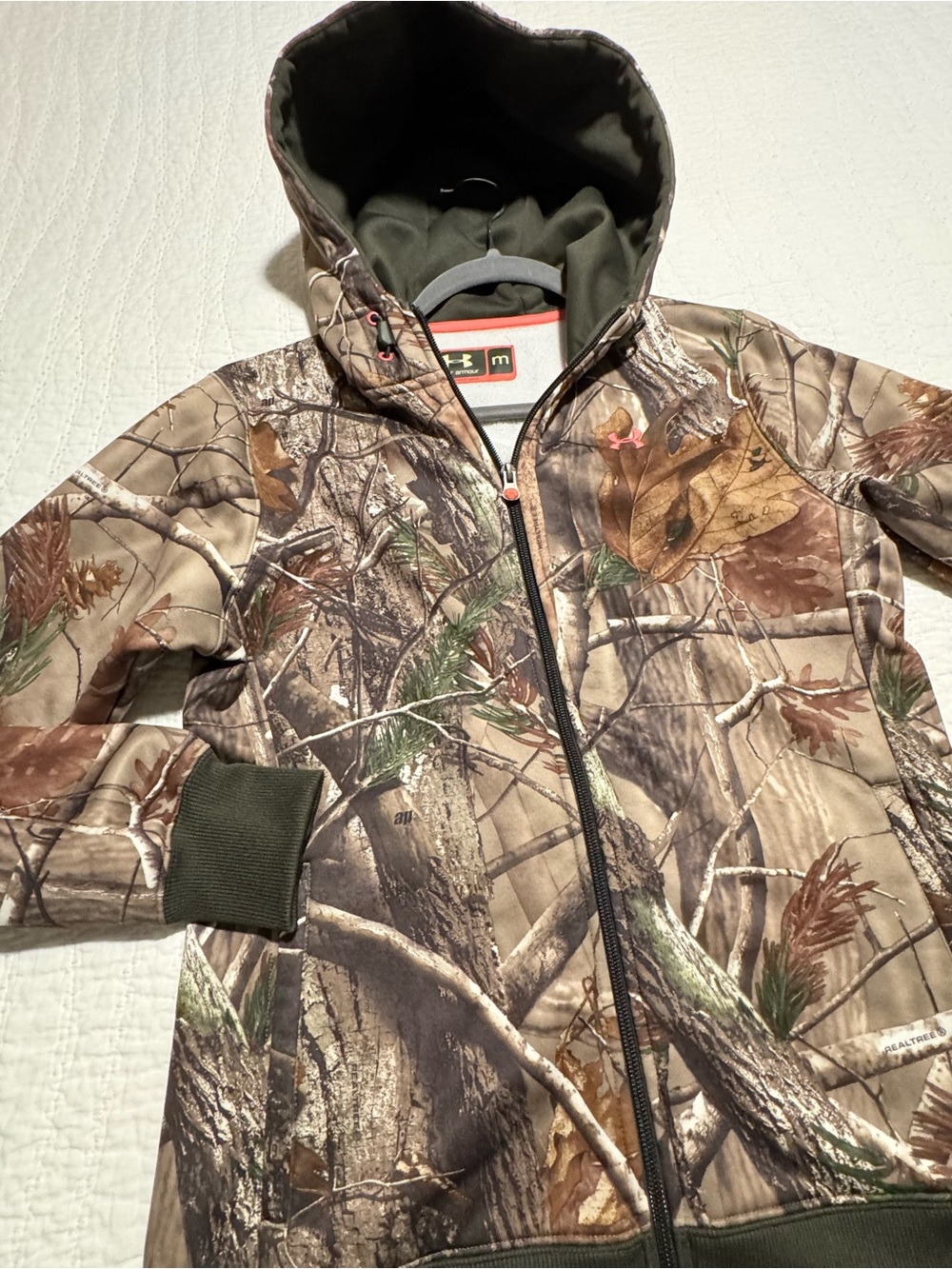 Under Armour women’s Realtree Camo Hooded Jacket - Brown/Green